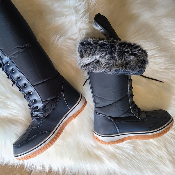 Snow boots - Picture 4 of 5